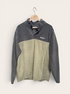 Columbia Green and Gray Blue Fleece Jacket